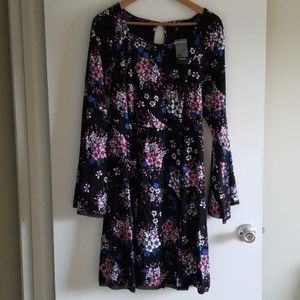 Torrid Bell Sleeve Black Floral Dress Sz 14